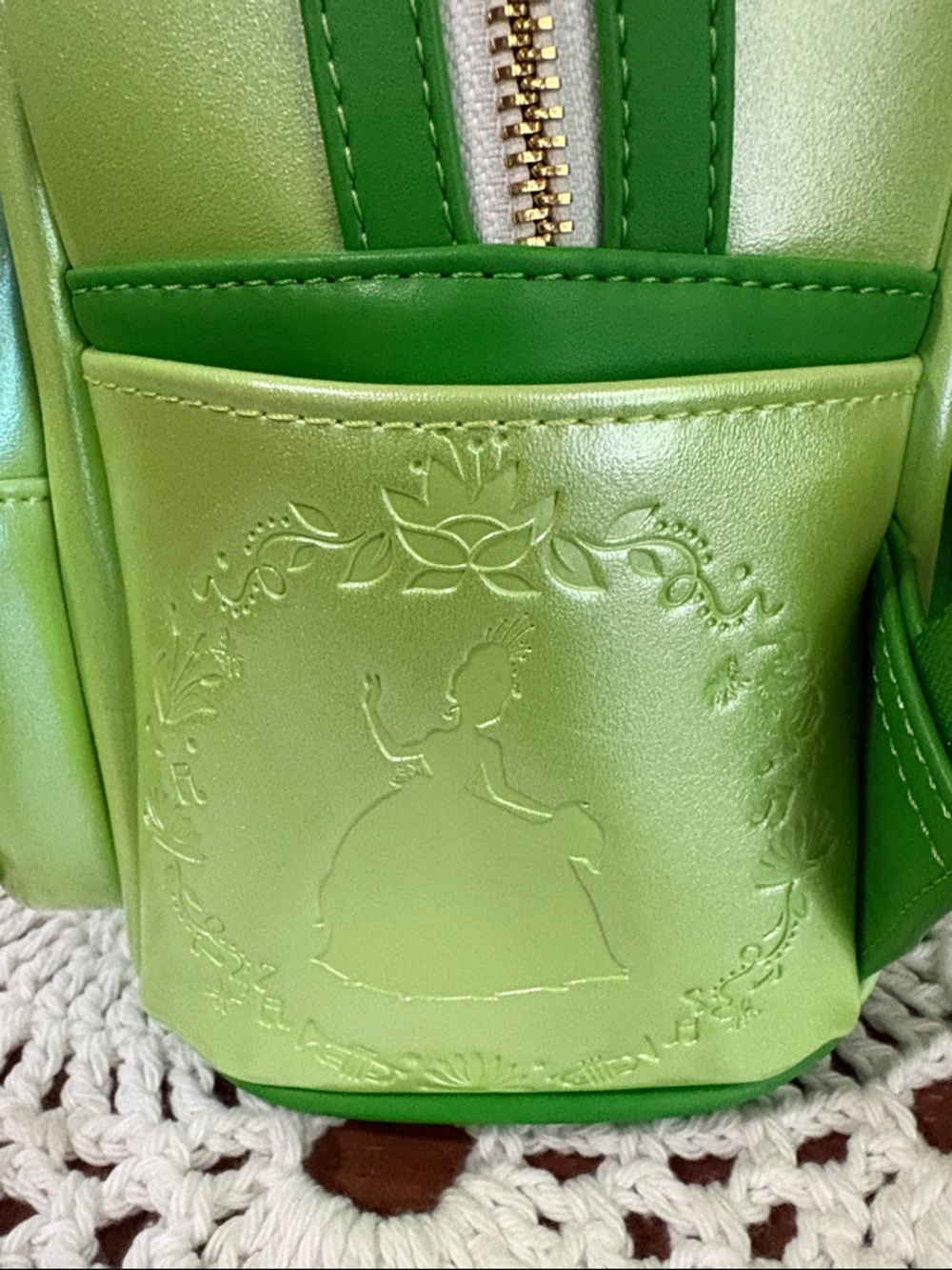Disney Loungefly Tiana Princess Cake Bag/Backpack - Picture 2 of 4